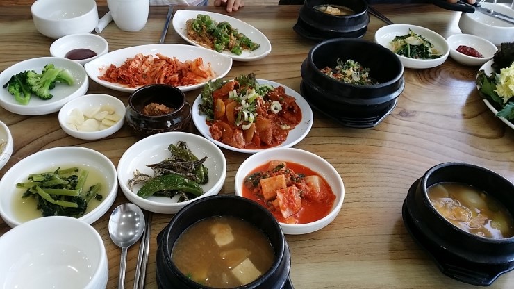 제육우렁쌈밥 이미지