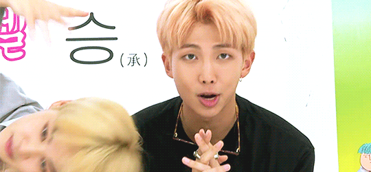 tumblr_owib3skmSO1v7fbhfo3_r1_540.gif?ty